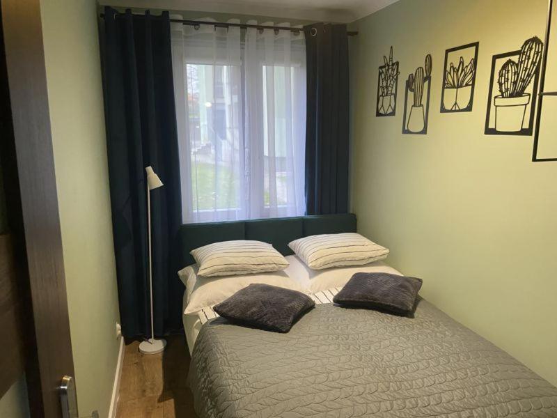 Apartament ,, Sen I Kawa" - Komfortowy Nocleg W Sercu Aglomeracji Bytom Exterior photo